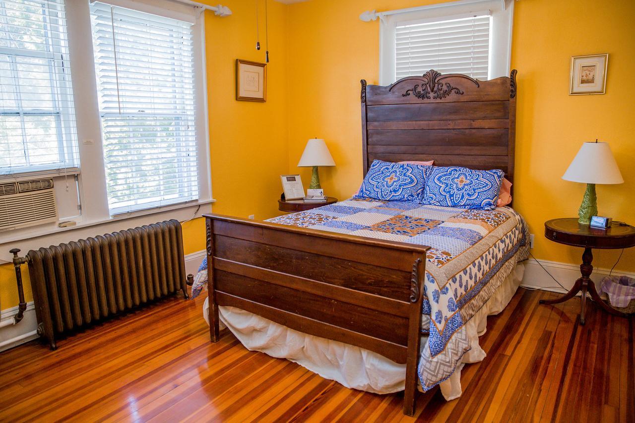 The Henderson Bed and Breakfast Hendersonville Εξωτερικό φωτογραφία